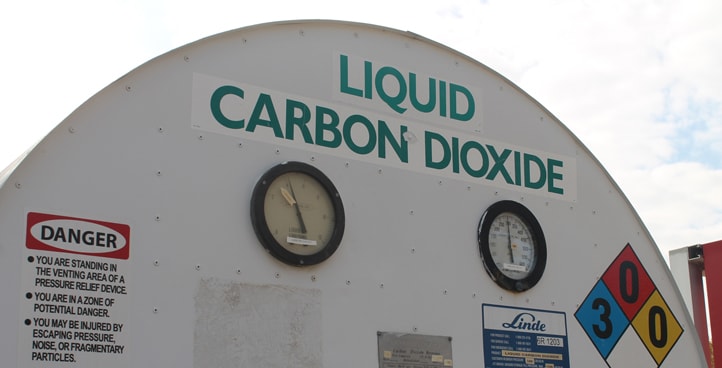 a sign that says liquid carbon dioxide on it