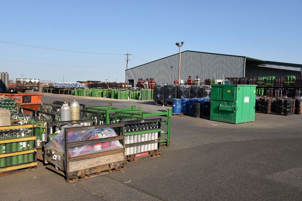 a large warehouse filled with lots of gas cylinders